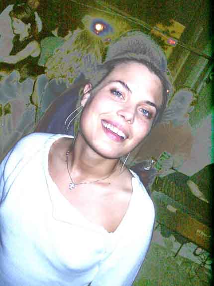 steffi in the crouds