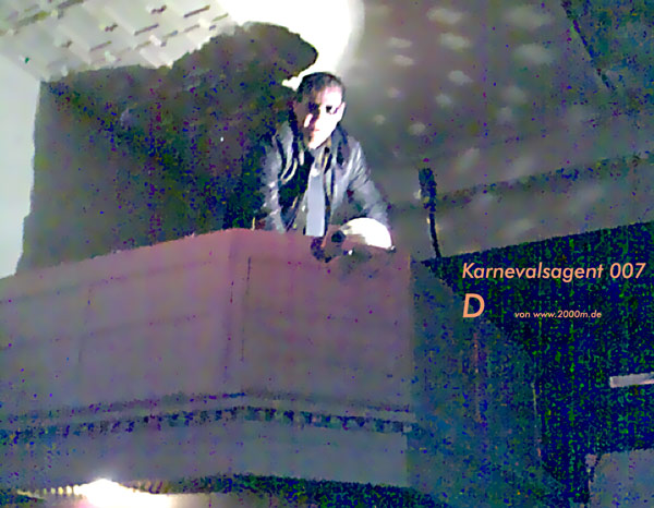 Karnevalsagent in friedlicher Mission D