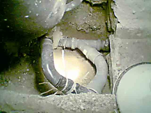 Ich hab dieses schei&szlig; Abflu&szlig;rohr repariert!