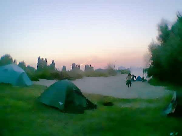 Sonneuntergang am sch&ouml;nsten trand von D&uuml;sseldorf kurz vor dem Flug der Plejaden.